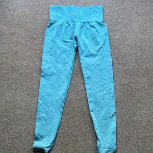 NVGTN Green Seamless leggings